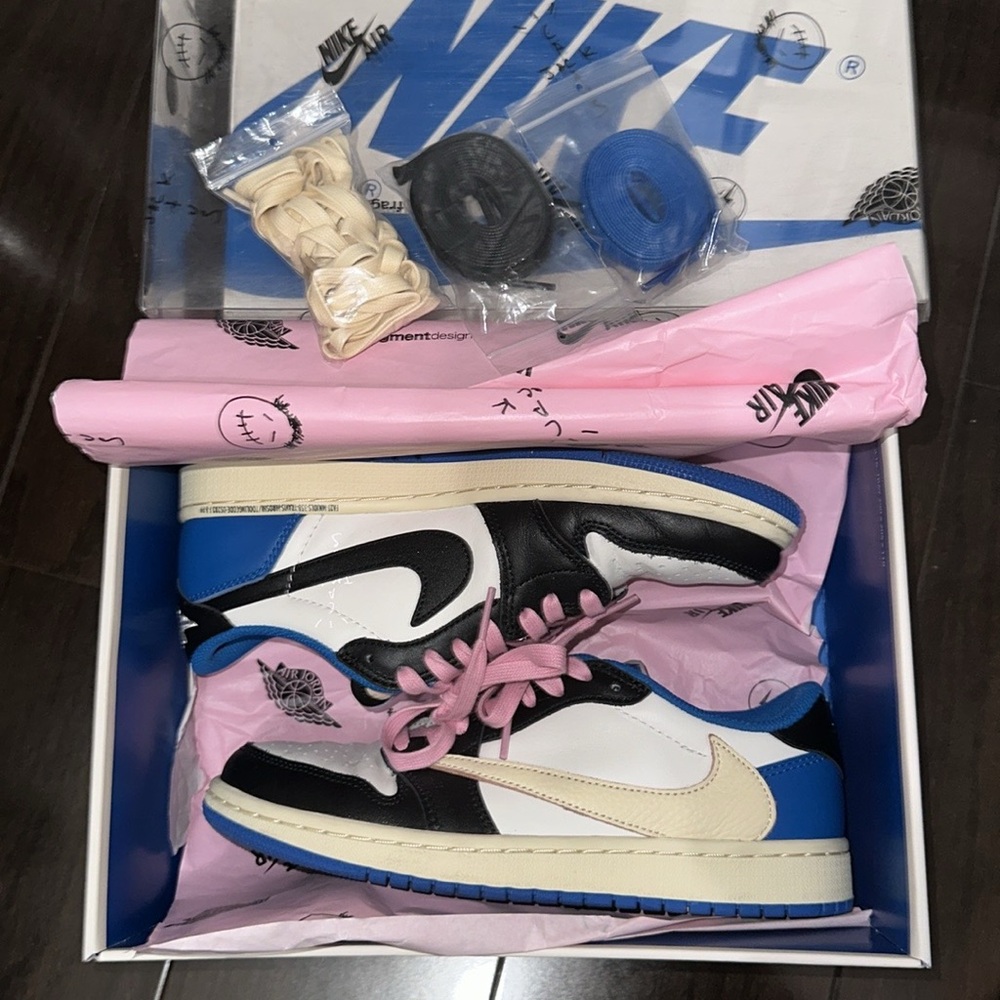 Woman’s Travis Scott Air Jordan’s